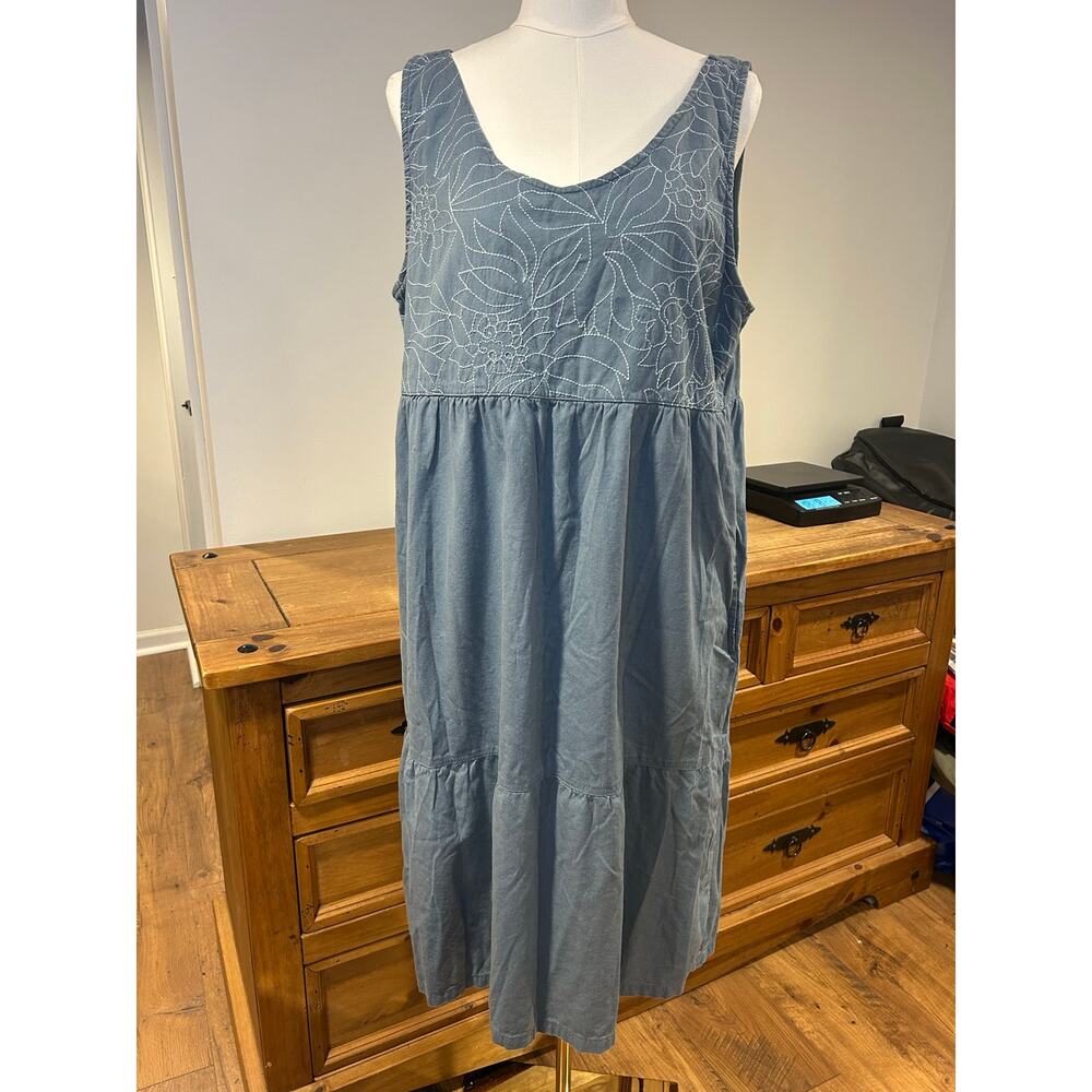 Sherpa Adventure Gear XL Blue Tiered Floral Embroidery Modest Lagenlook Garden